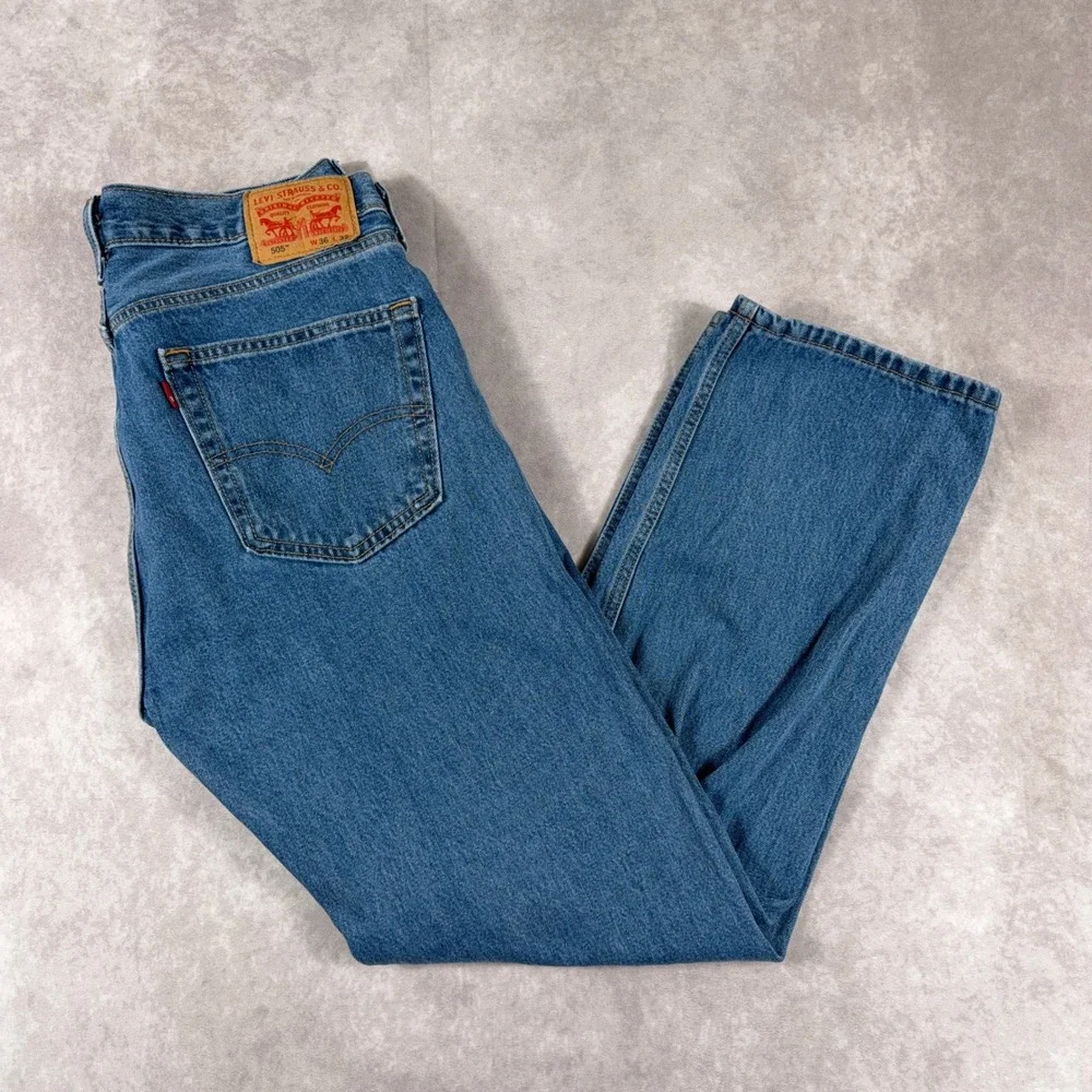 Levi's‎ 505 Regular Fit Straight Leg Denim Jeans W36 L32 Medium Wash Blue